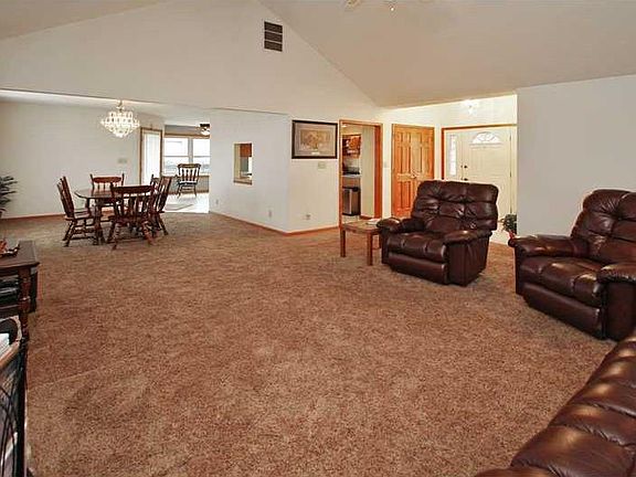 4th image of 354 W County Road 600 S