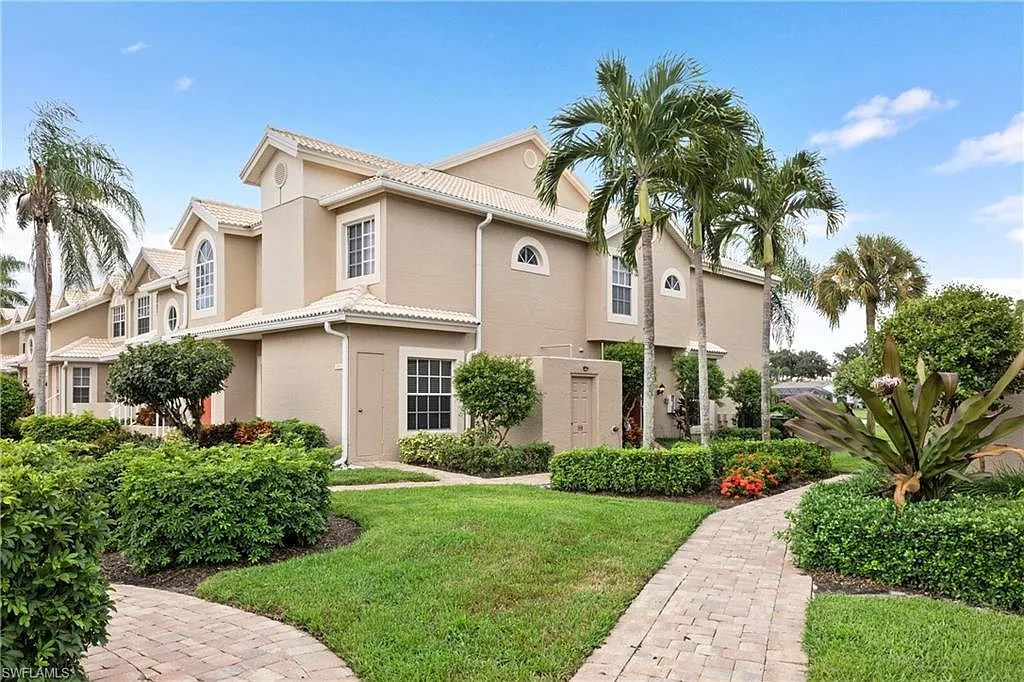 3 bed, 2.0 bath, 1222 sqft, $5,000 — Photo 4