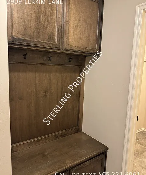2909 Lerkim Ln — Photo 33