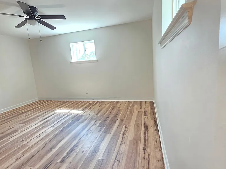 1414 Hazel St — Photo 13