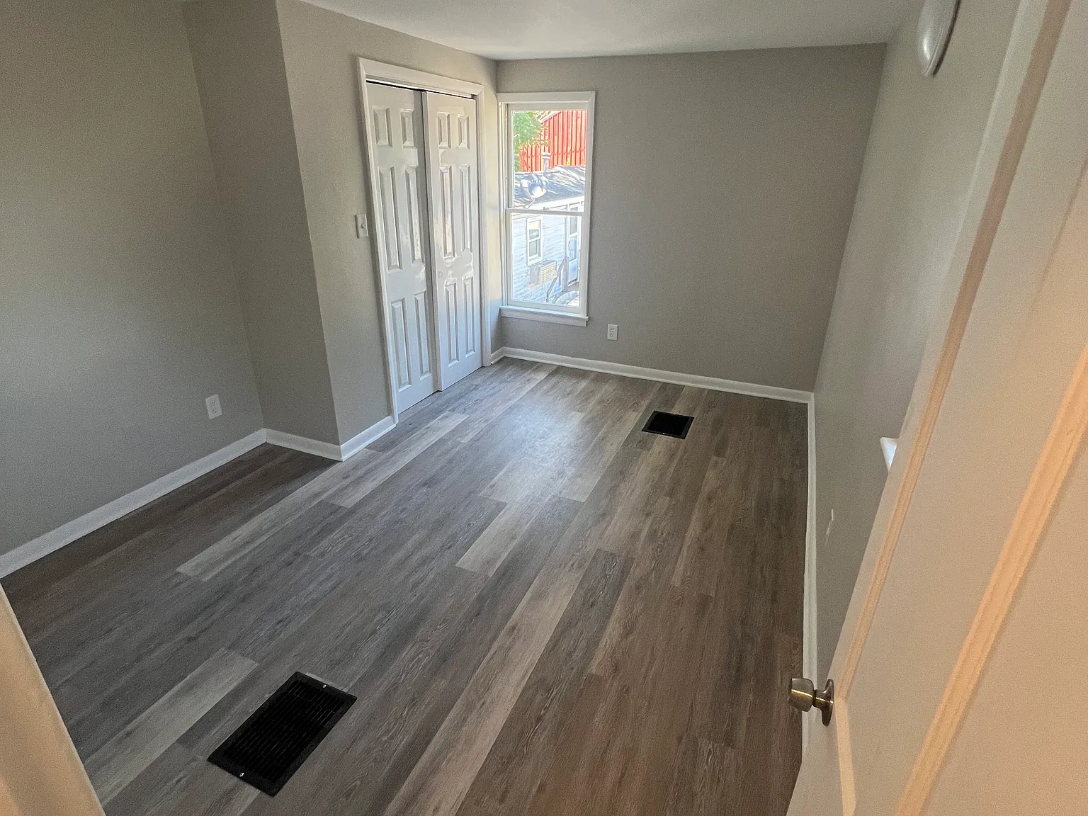 2 bed, 600 sqft, $1,200 — Photo 4