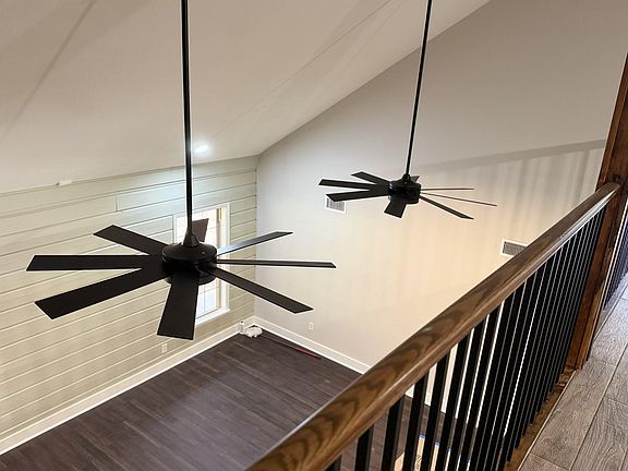 4th image of 335 Walding Rd