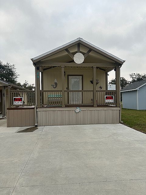 1st image of 1402 W Corpus Christi St Lot 49