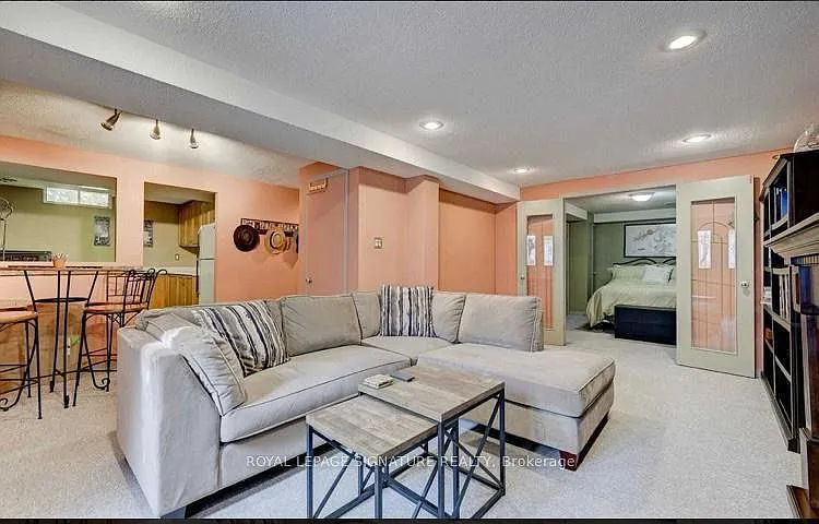608 Springview Dr — Photo 1