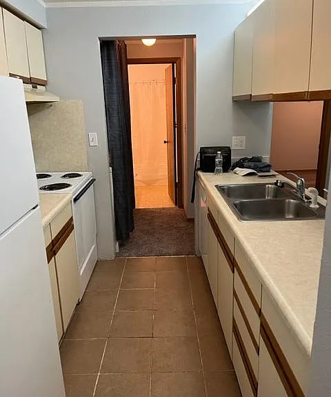 902 Benton Dr #33 — Photo 11