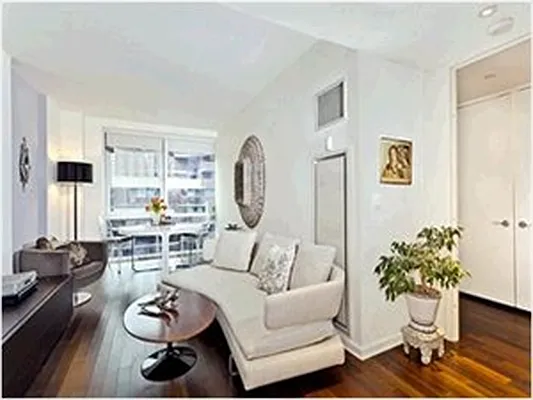 Rented by Citi Habitats | media 10