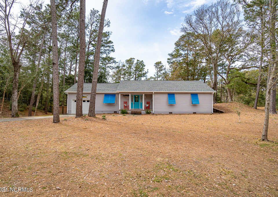 1st image of 261 Oakleaf Dr
