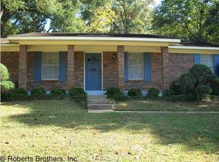 1106 Peabody Dr, Mobile, AL 36618
