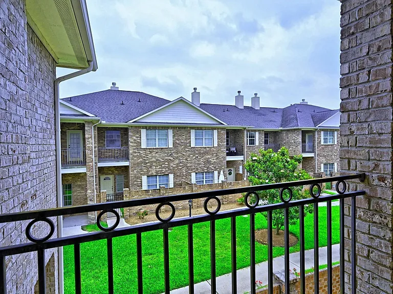 2865 Westhollow Dr #70 — Photo 25