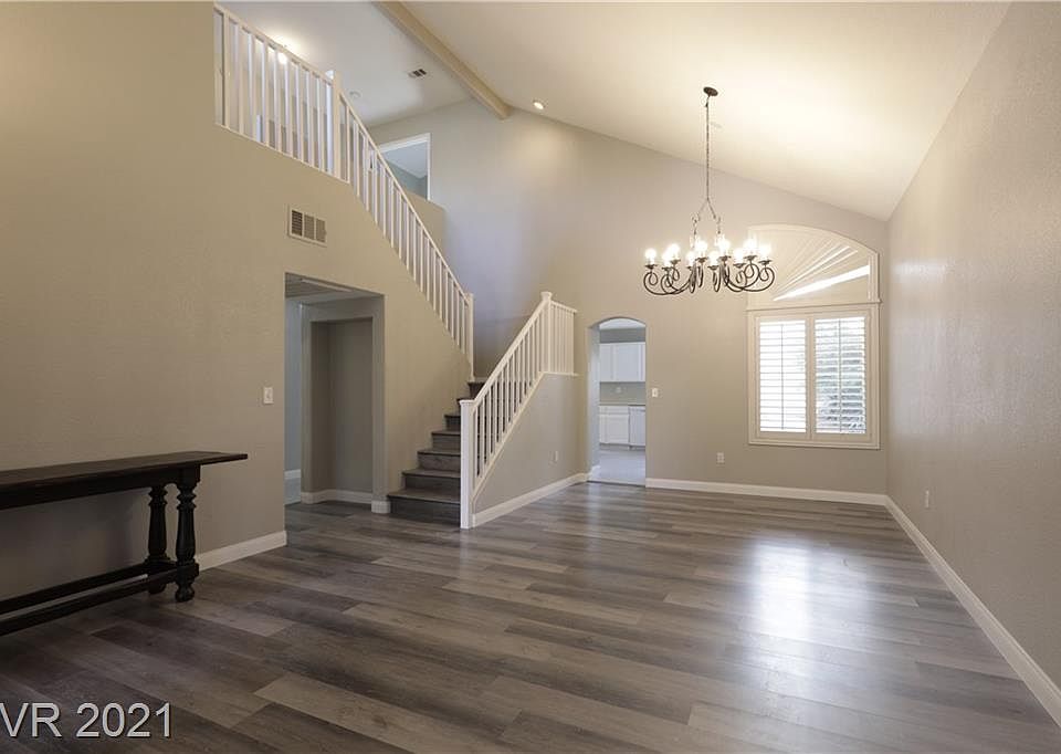 1st image of 889 Lusterview Ct