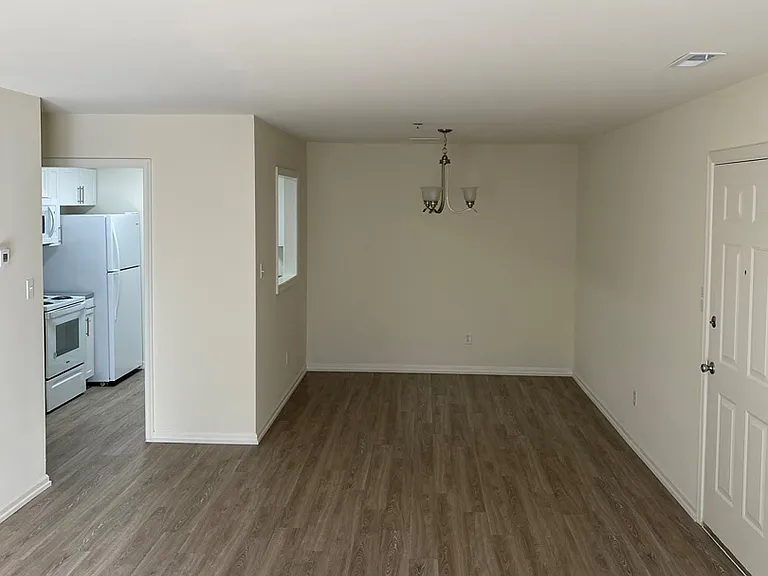1801 Braken Ave #1833 — Photo 10