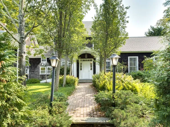 2964 Noyac Rd, Sag Harbor, NY 11963