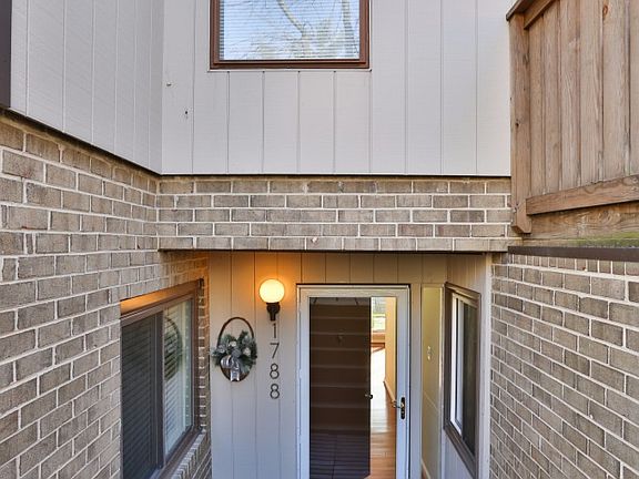 5th image of 1788 Westwind Way #90