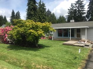 13718 17th Ave NE, Seattle, WA 98125