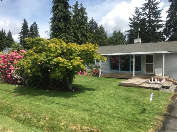 13718 17th Ave NE