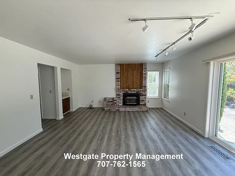 1604 Cerro Sonoma Cir — Photo 8