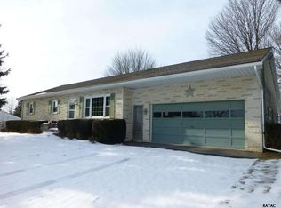 20 Old Farm Ln, York, PA 17406