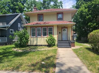 1021 E Donald St, South Bend, IN 46613