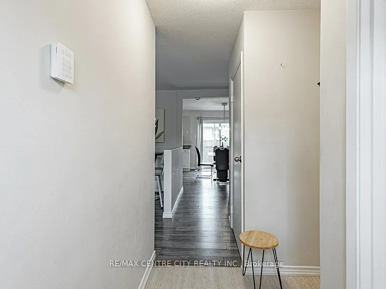 490 3rd St #19 — Photo 5