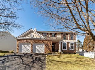 4 White Willow Ct, Owings Mills, MD 21117