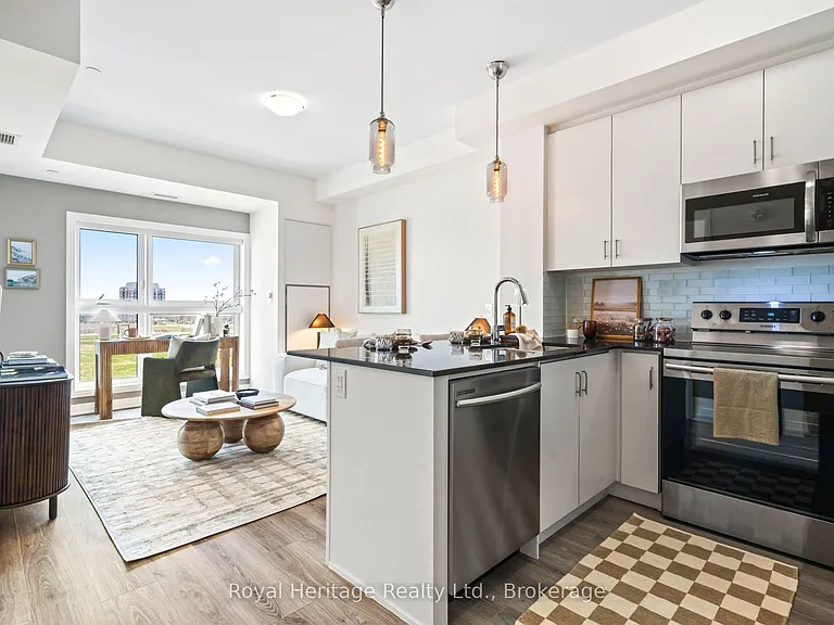128 Grovewood Cmn #319 — Photo 4