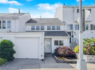 203 Dover Grn, Staten Island, NY 10312
