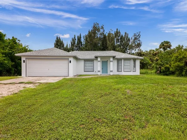 2960 30th Ave SE, Naples, FL 34117