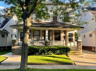 17473 Shaw Ave, Lakewood, OH 44107