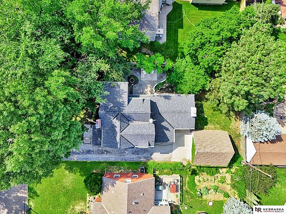 2nd image of 3345 Grimsby Ln