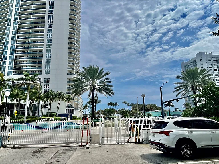1849 S Ocean Dr #0 — Photo 46