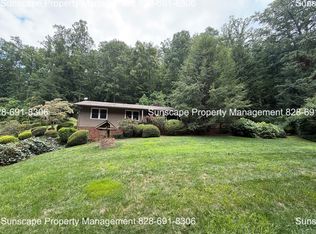 267 Old Fort Rd, Fairview, NC 28730