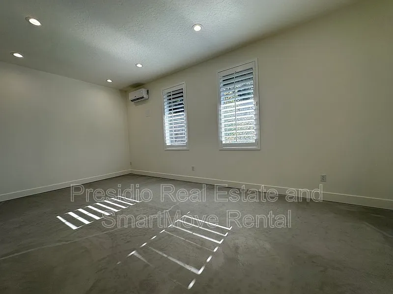 1 bed, 1.0 bath, 500 sqft, $1,100 — Photo 4