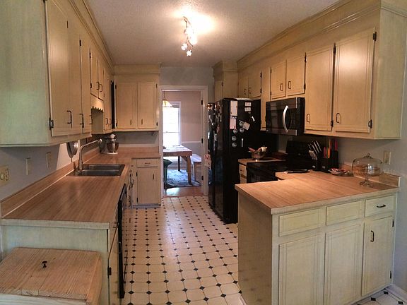 Plenty of counter space