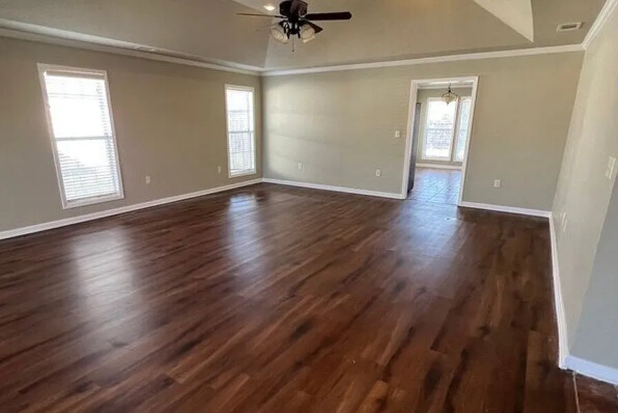 Building Photo - 3884 Bridlewood Dr
