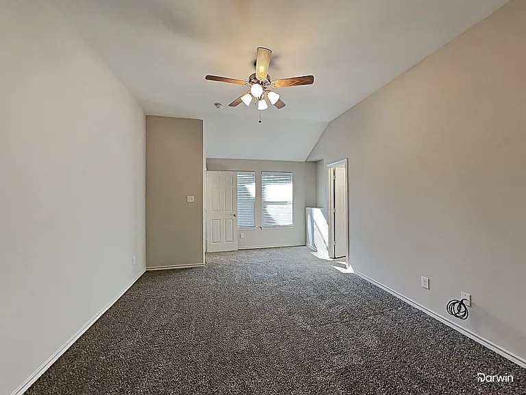 10129 Blue Bell Dr — Photo 7