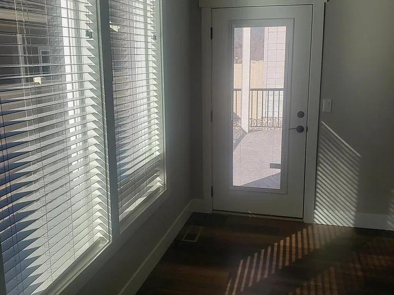 230 21st St NW #230 — Photo 8