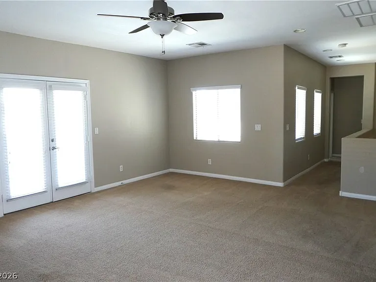 4054 Lower Saxon Ave — Photo 23