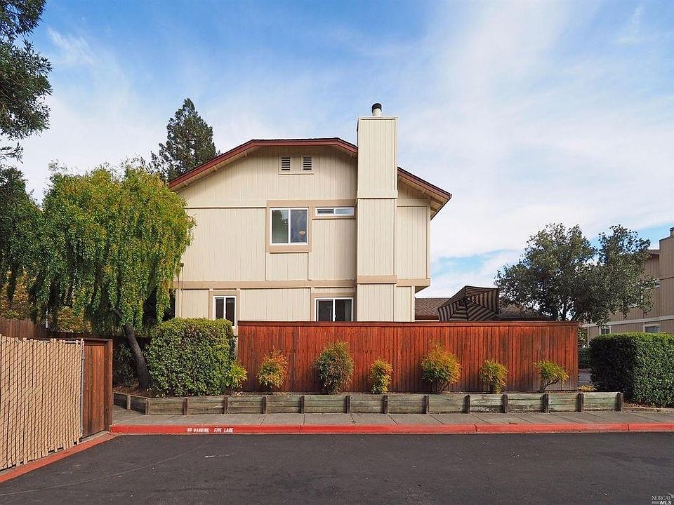 1st image of 4509 Harbor Ln