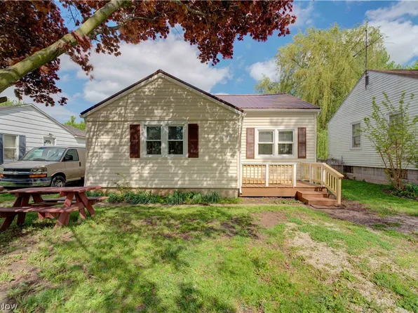 357 Erie Rd, Vermilion, OH 44089
