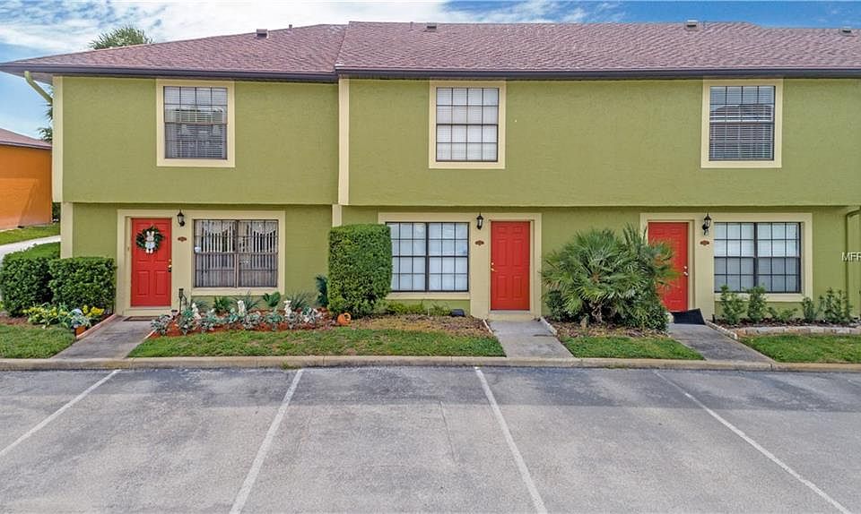 1st image of 3275 Oak Lake Pl #129
