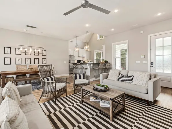 22030 Dogwood Cir #Id1221797p, Springdale, AR 72764