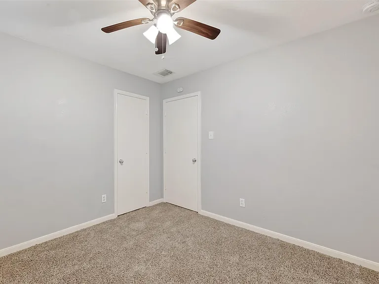 9219 Pinderfield Ct — Photo 31