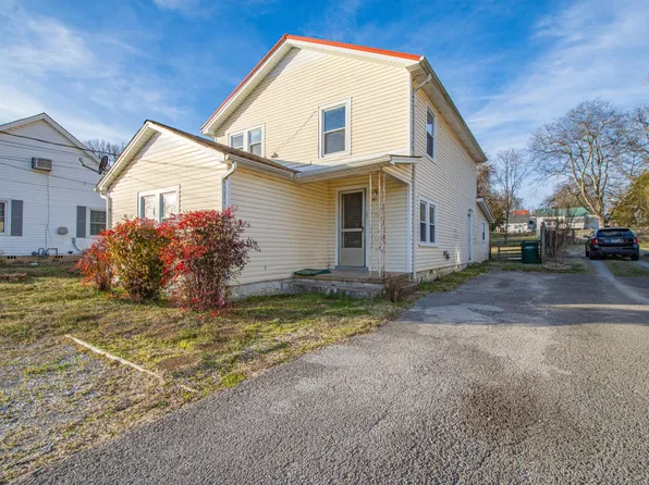 632 E Madison St, Pulaski, TN 38478