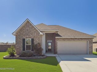 103 Rambling Rose Ln, Lafayette, LA 70508