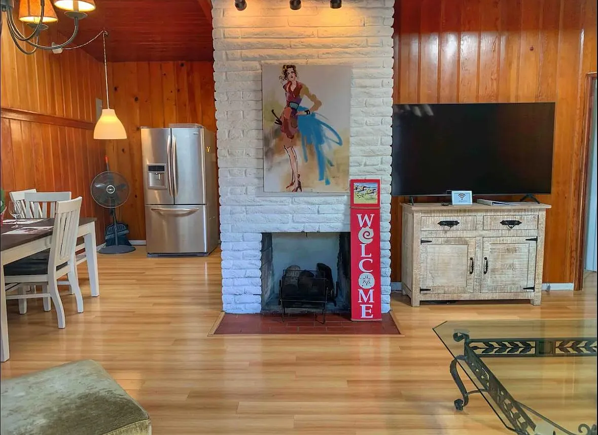 Building Photo - 1430 Manhattan Beach Blvd #1