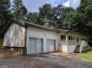 614 Oak Springs Dr, Lawrenceville, GA
