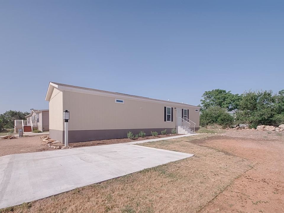 1st image of 2105 1st St