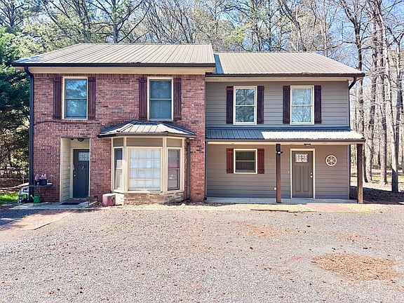 2nd image of 216 Green Acre Ln #B