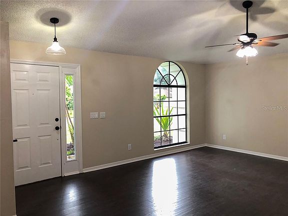 5th image of 4320 Barret Ave