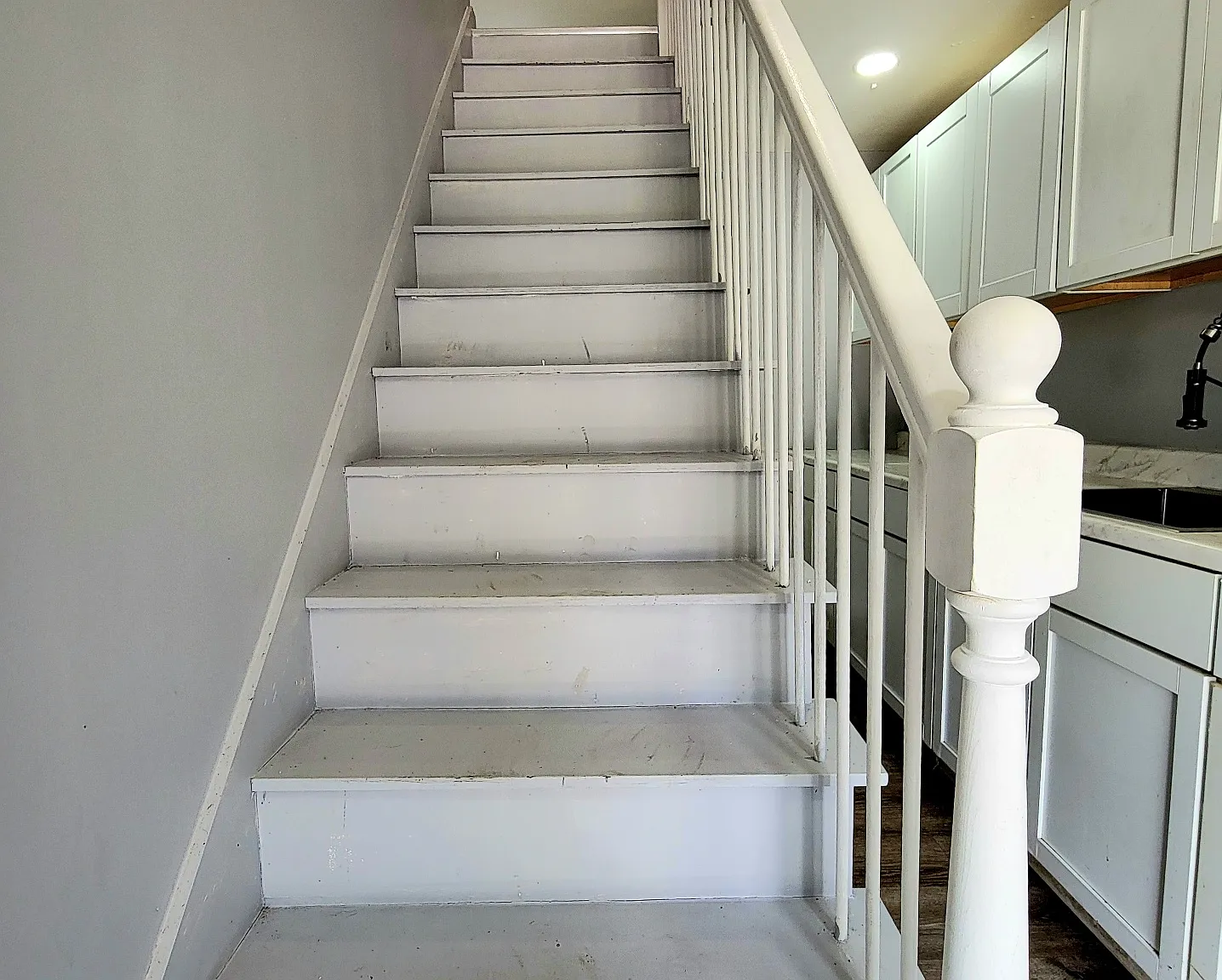3 bed, 1350 sqft, $3,000 — Photo 4